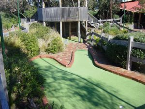 Spring Park Golf - Accommodation Ballina 1
