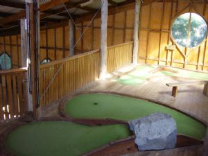 Spring Park Golf - Accommodation Ballina 2
