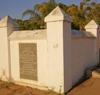 Morrell Memorial - Accommodation Ballina