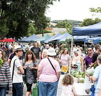 Willunga Farmers' Market - Accommodation Ballina