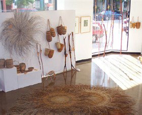 Maningrida Arts And Culture Darwin - Accommodation Ballina 0
