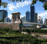 Former Victoria Bridge Abutment Memorial - Accommodation Ballina