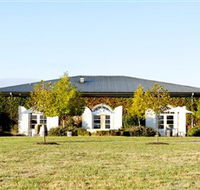 Dominique Portet - Accommodation Ballina