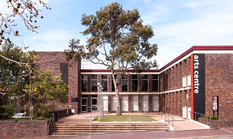 Shoalhaven City Arts Centre - Accommodation Ballina 0