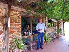 Stephen John Wines - Accommodation Ballina 0