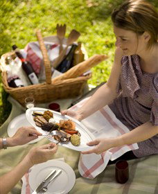 Poachers Pantry And Wily Trout Vineyard - Accommodation Ballina 3