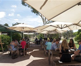 Poachers Pantry And Wily Trout Vineyard - Accommodation Ballina 2