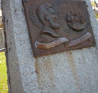 Thunderbolt's Statue and Constable Walker Memorial - Accommodation Ballina