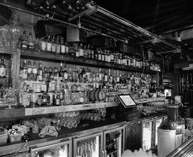 Stitch Bar - Accommodation Ballina 4