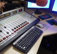 Peak Hill FM Community Radio Station - Accommodation Ballina