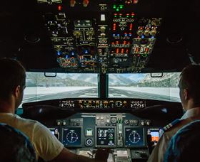 Jet Flight Simulator Canberra - Accommodation Ballina 4