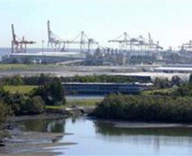 Port Of Brisbane Visitors Centre - Accommodation Ballina 3