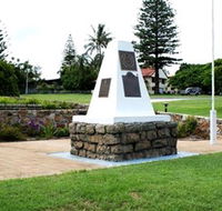 Dunwich War Memorial - Accommodation Ballina