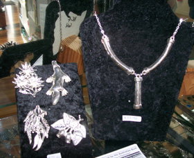 Australian Wildflower Jewellery Gallery - Accommodation Ballina 1