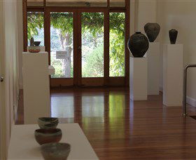 Ivy Hill Gallery - Accommodation Ballina 2