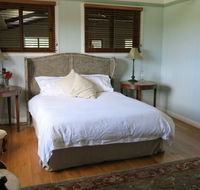 The Loch Barn - Accommodation Ballina