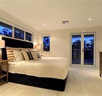 The Beach House Sanctuary Point - Accommodation Ballina