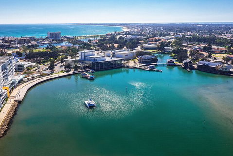 Mandurah Dolphin And Scenic Marine Cruise - Accommodation Ballina 3