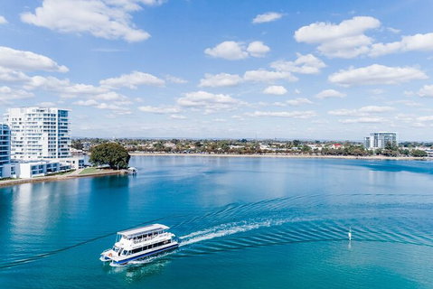 Mandurah Dolphin And Scenic Marine Cruise - Accommodation Ballina 9