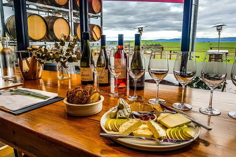 WEEKEND LOVERS Yarra Valley Wine Tour Departing From Melbourne - Weekends Only - Accommodation Ballina 0