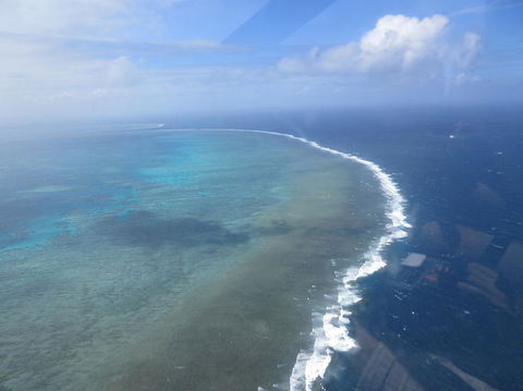 Reef And Island Scenic Flight From Airlie Beach - Accommodation Ballina 2