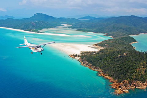 Reef And Island Scenic Flight From Airlie Beach - Accommodation Ballina 10