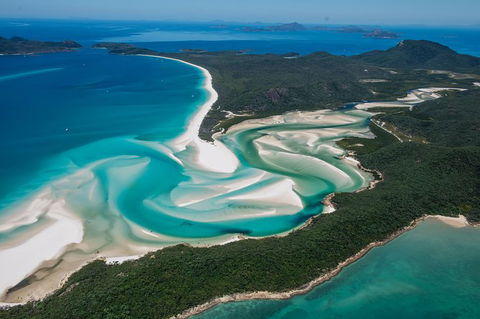 Reef And Island Scenic Flight From Airlie Beach - Accommodation Ballina 8