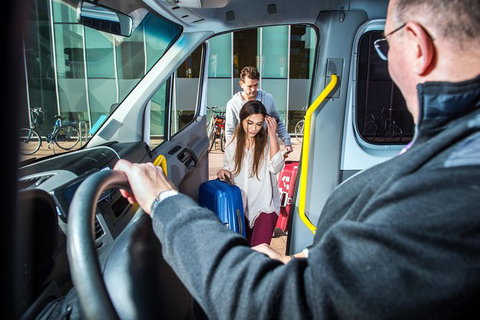 Cairns Airport (CNS) Departure Transfer (Port Douglas Hotels To Cairns Airport) - Accommodation Ballina 6