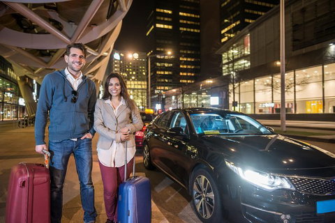 Cairns Airport (CNS) Departure Transfer (Port Douglas Hotels To Cairns Airport) - Accommodation Ballina 2
