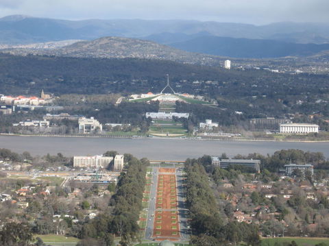 Canberra Day Trip From Sydney - Accommodation Ballina 3