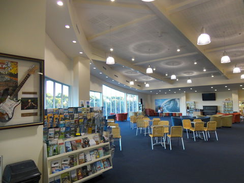 Dunn Lewis Centre - Accommodation Ballina 1