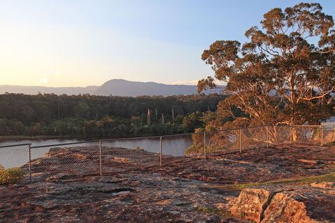 Hanging Rock - Accommodation Ballina 1