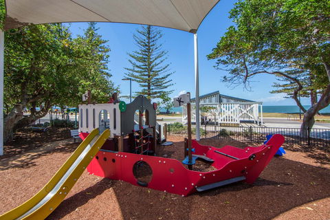Scarborough Beach Park - Accommodation Ballina 2