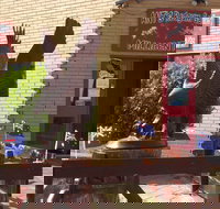 Ant's Redgum Gallery - Accommodation Ballina