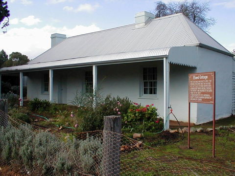 Elverd Cottage - Accommodation Ballina 0