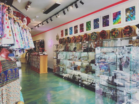 In.cube8r Gallery And Emporium - Accommodation Ballina 0