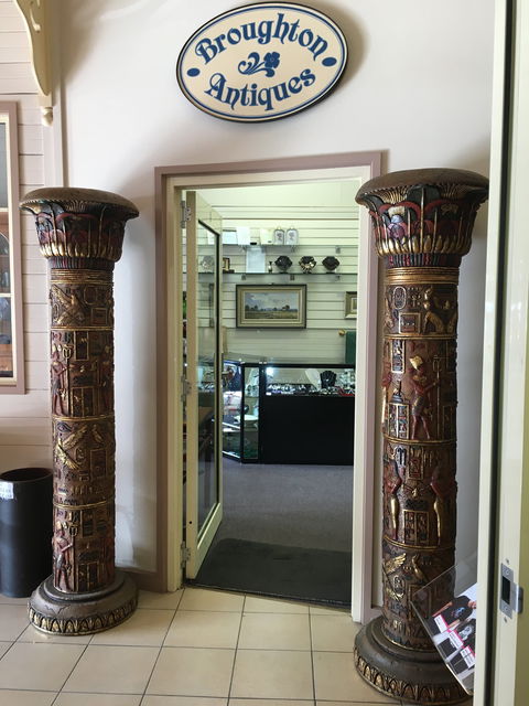 Broughton Antiques - Accommodation Ballina 1