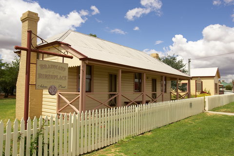 Cootamundra Cricketing Exploration - Accommodation Ballina 2