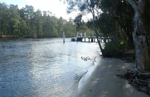 Engels Reach Picnic Area - Accommodation Ballina 0