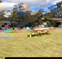 Cerisebrook Orchard and Family Golf - Accommodation Ballina