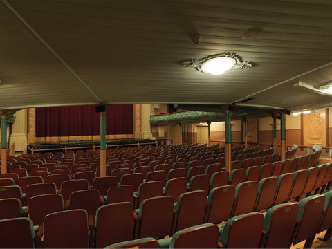 Her Majesty's Theatre Ballarat - Accommodation Ballina 1