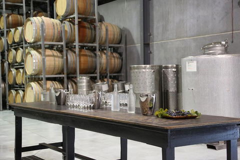 Keith Tulloch Wine: Winemaker\'s Table - Accommodation Ballina 3