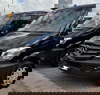 Premium Private Transfer FROM Sydney CBD/Downtown to Sydney Airport 1-11 people - Accommodation Ballina