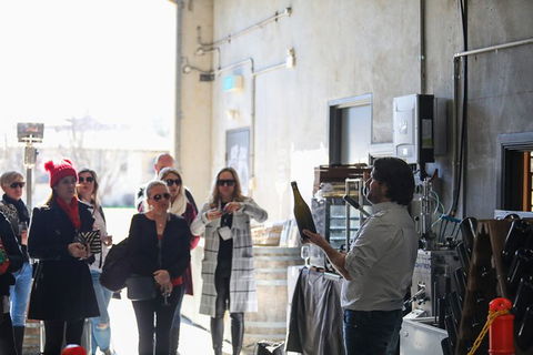 Sparkling Wine Demonstration And Wine Tasting 10am Saturday - Accommodation Ballina 0