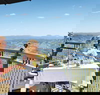 Sunshine Coast Hinterland Rainforest Views and Montville Day Tour Inc. Lunch