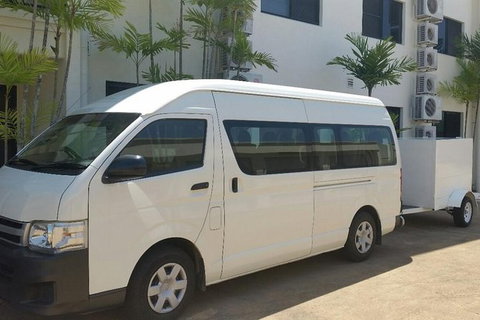 Airport Transfer To Or From Port Douglas Hotels For Up To 13 People (7am-10pm) - Accommodation Ballina 0