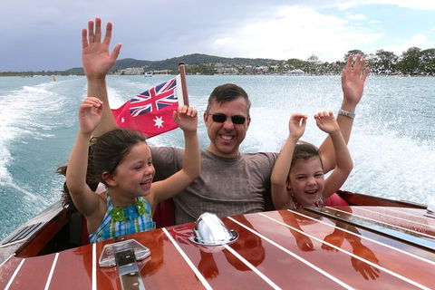 Noosa River Cruise For 3 To 4 People On A Classic Mahogany Speed Boat - 90 Min. - Accommodation Ballina 4