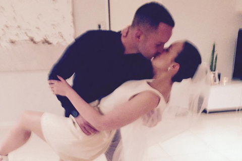 Elope In Paradise - Weddings At Mission Beach - Accommodation Ballina 0