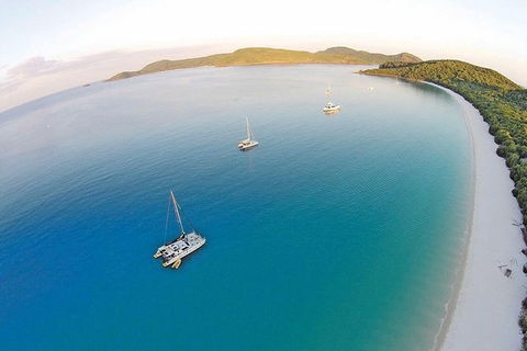 2Day 2Night Sail, Snorkel & SUP Adventure Whitsundays Double - Accommodation Ballina 11