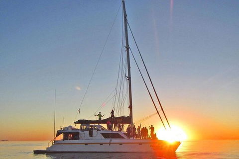 2Day 2 Night Sail, Snorkel & SUP Adventure Whitsundays Single - Accommodation Ballina 6
